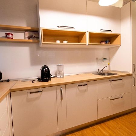 Ardor Apt - Bright And Secluded Apartment In The Heart Of Old Town Brasov Ngoại thất bức ảnh