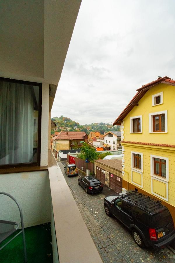 Ardor Apt - Bright And Secluded Apartment In The Heart Of Old Town Brasov Ngoại thất bức ảnh