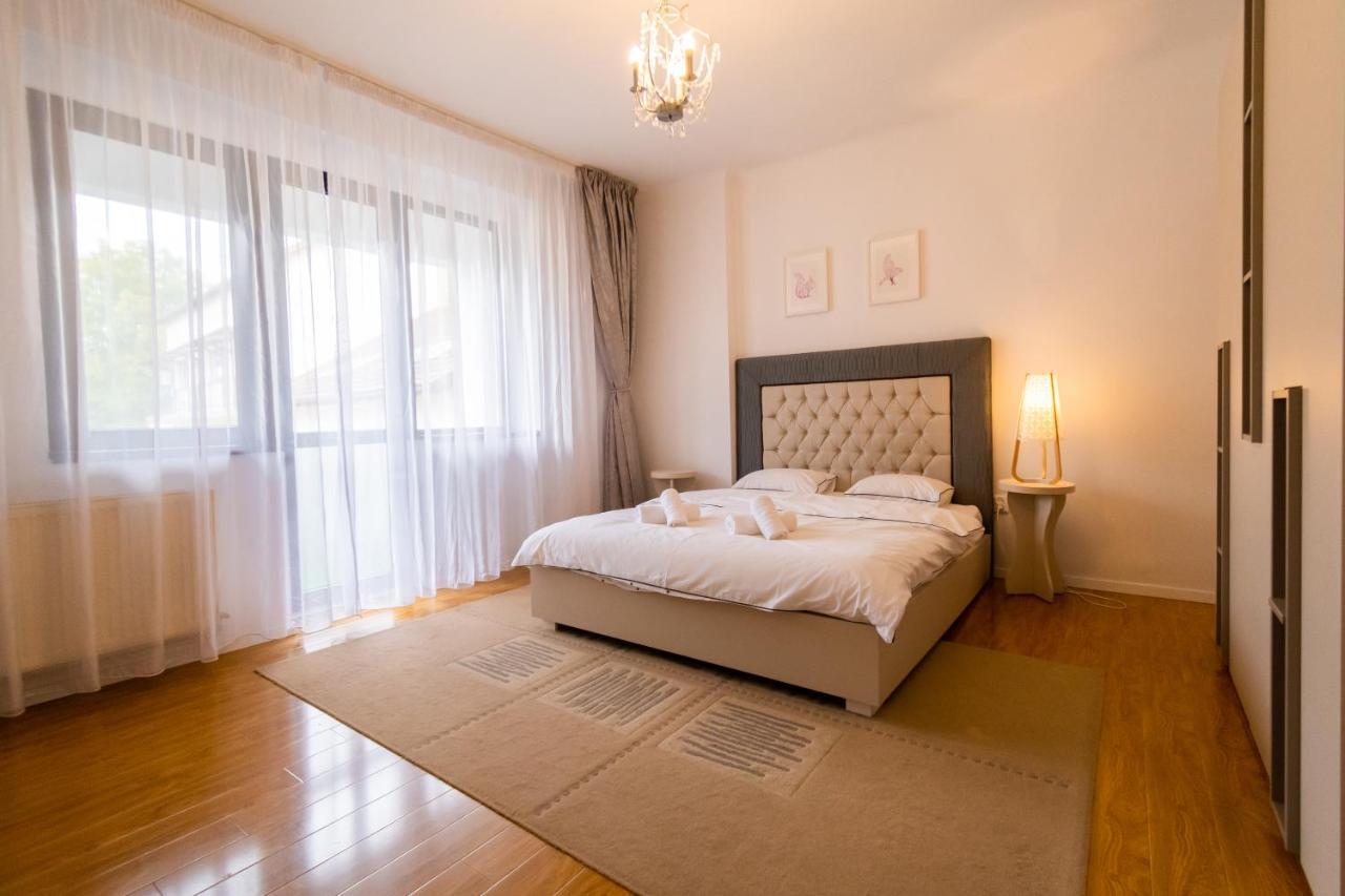 Ardor Apt - Bright And Secluded Apartment In The Heart Of Old Town Brasov Ngoại thất bức ảnh